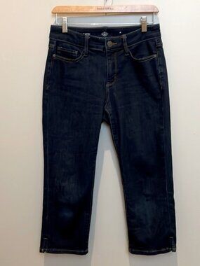 St. John’s Bay Dark Denim Capri’s Size 4